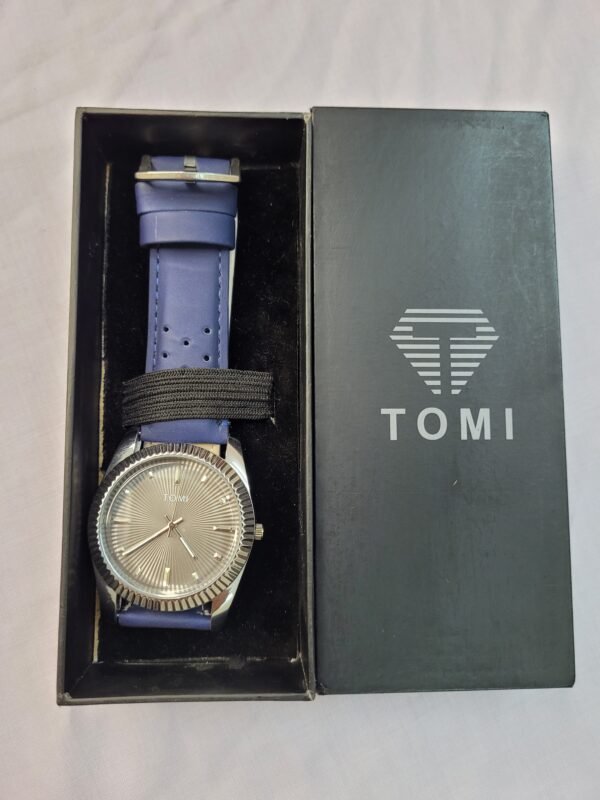 TOMI – Leather Strap Men's Watch